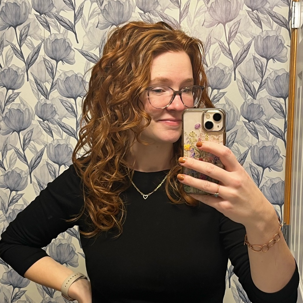 Meet your Posher, Kayla